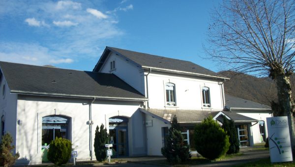GARE SNCF LOURES BAROUSSE